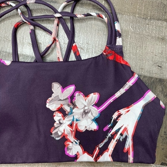 ATHLETA Hyper Focused Purple Floral Sports Bra size Small - Picture 3 of 10